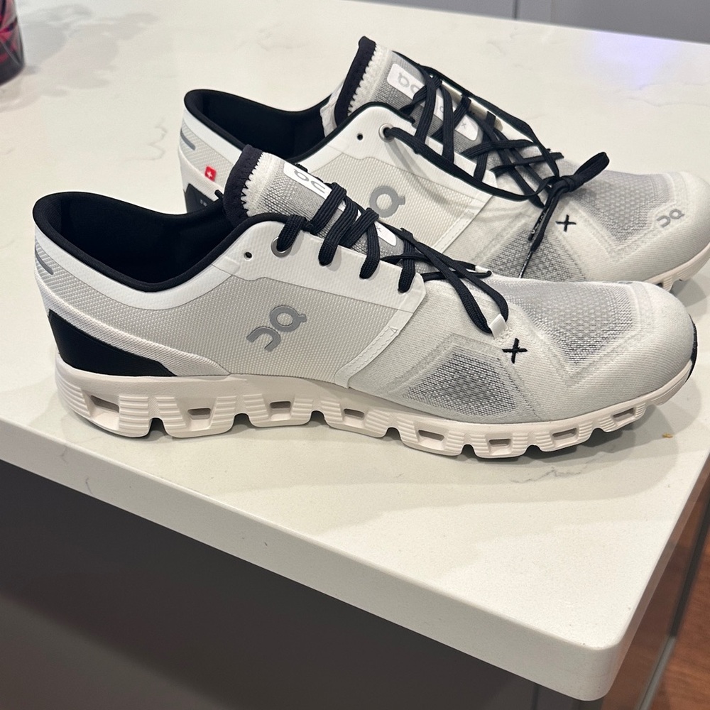 On Running Men's Athletic Shoes in White and Black